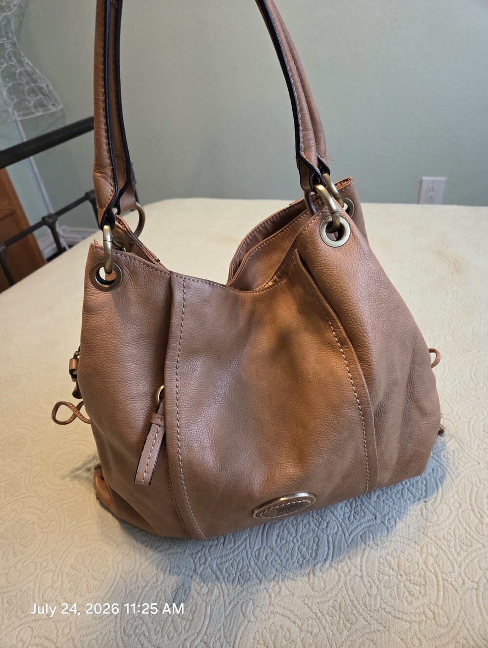 Giani Bernini Tan Leather Purse